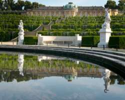 There are many things to look at and admire at the site including Palaces, Parks, Lakes, and Riversid There are many things to look at and admire at the site including Palaces, Parks, Lakes, and Riverside